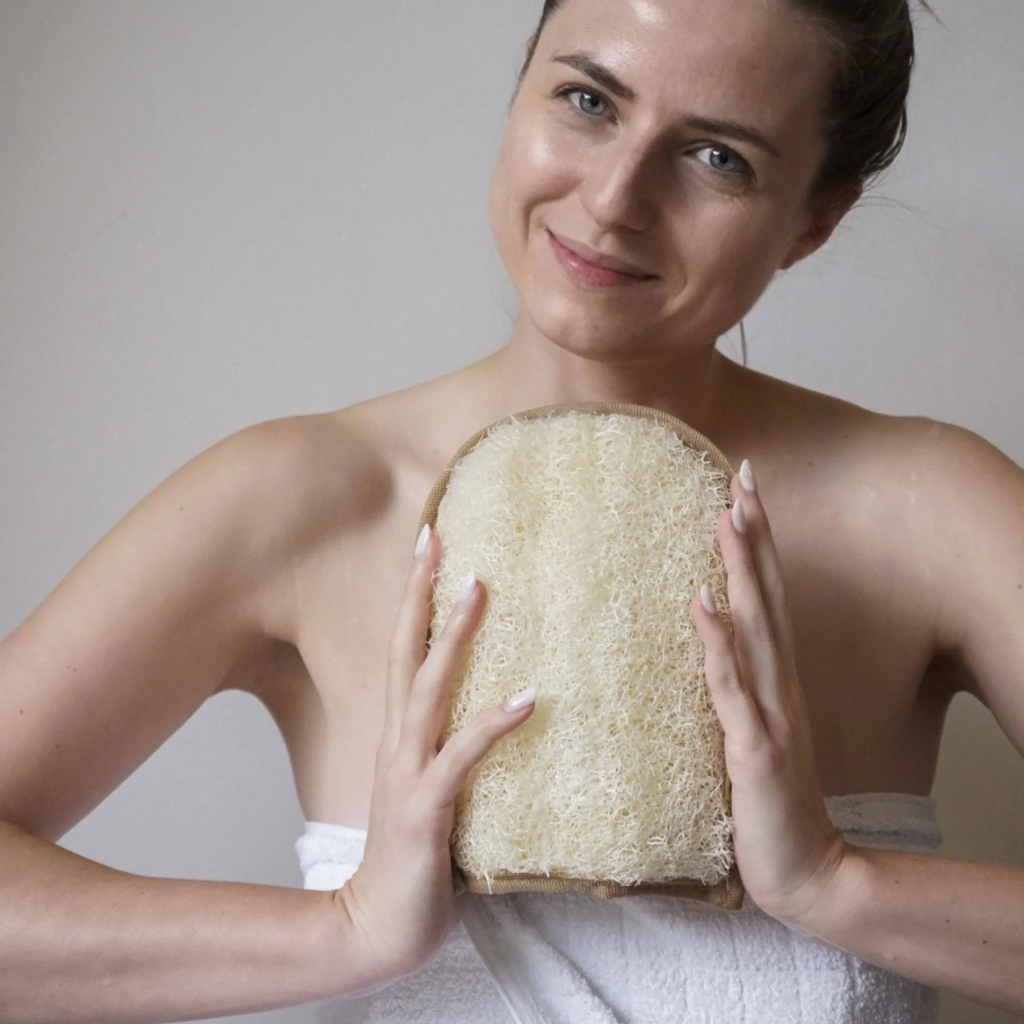 Loofah Glove Loofah/Cotton: Natural Exfoliation & Luxurious Skin Care